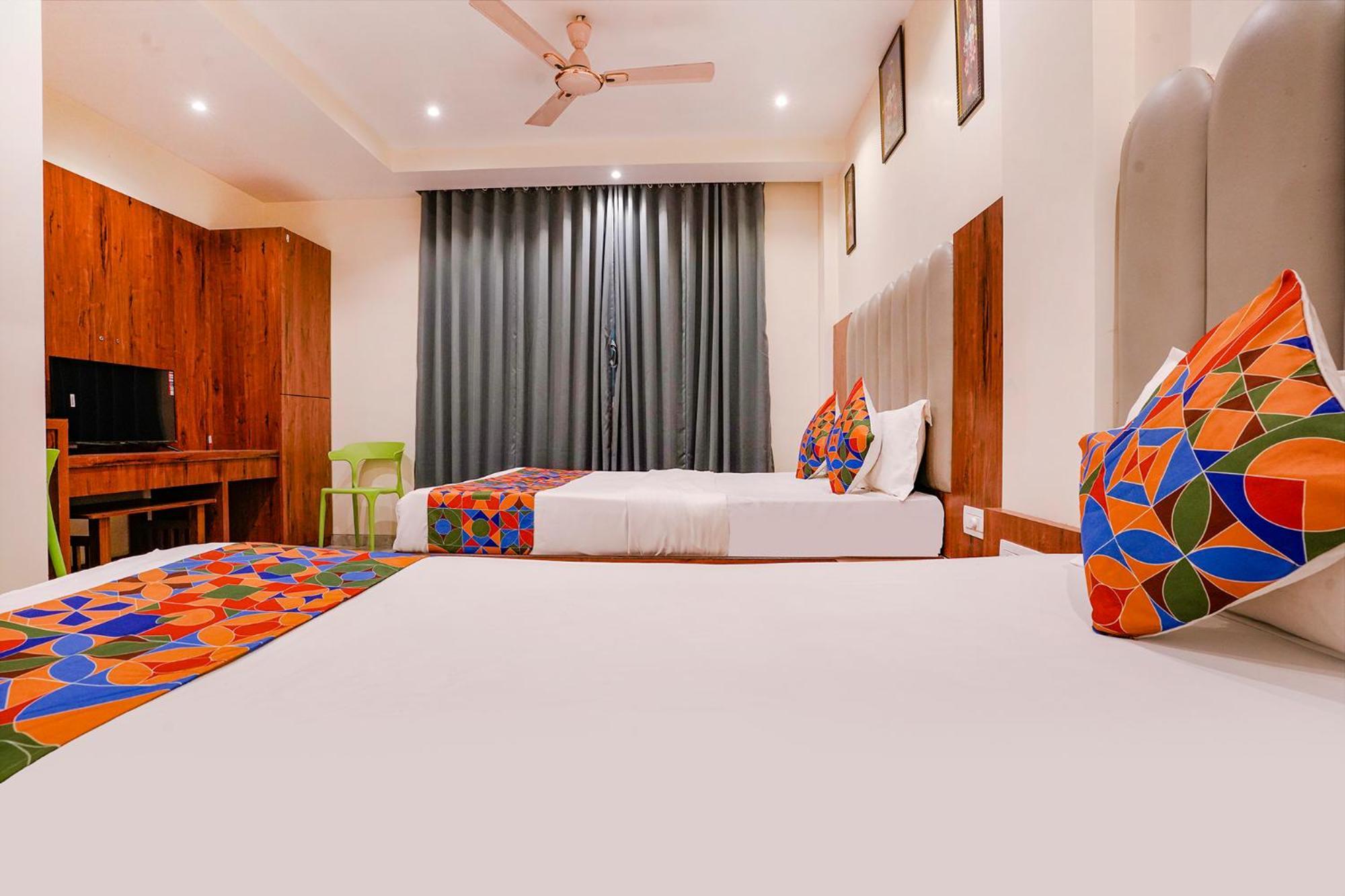 Отель Fabexpress Utsav Residency - Nr Panvel Jamb Экстерьер фото