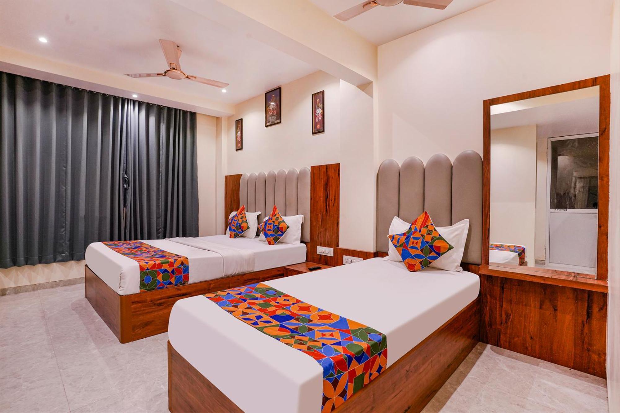 Отель Fabexpress Utsav Residency - Nr Panvel Jamb Экстерьер фото