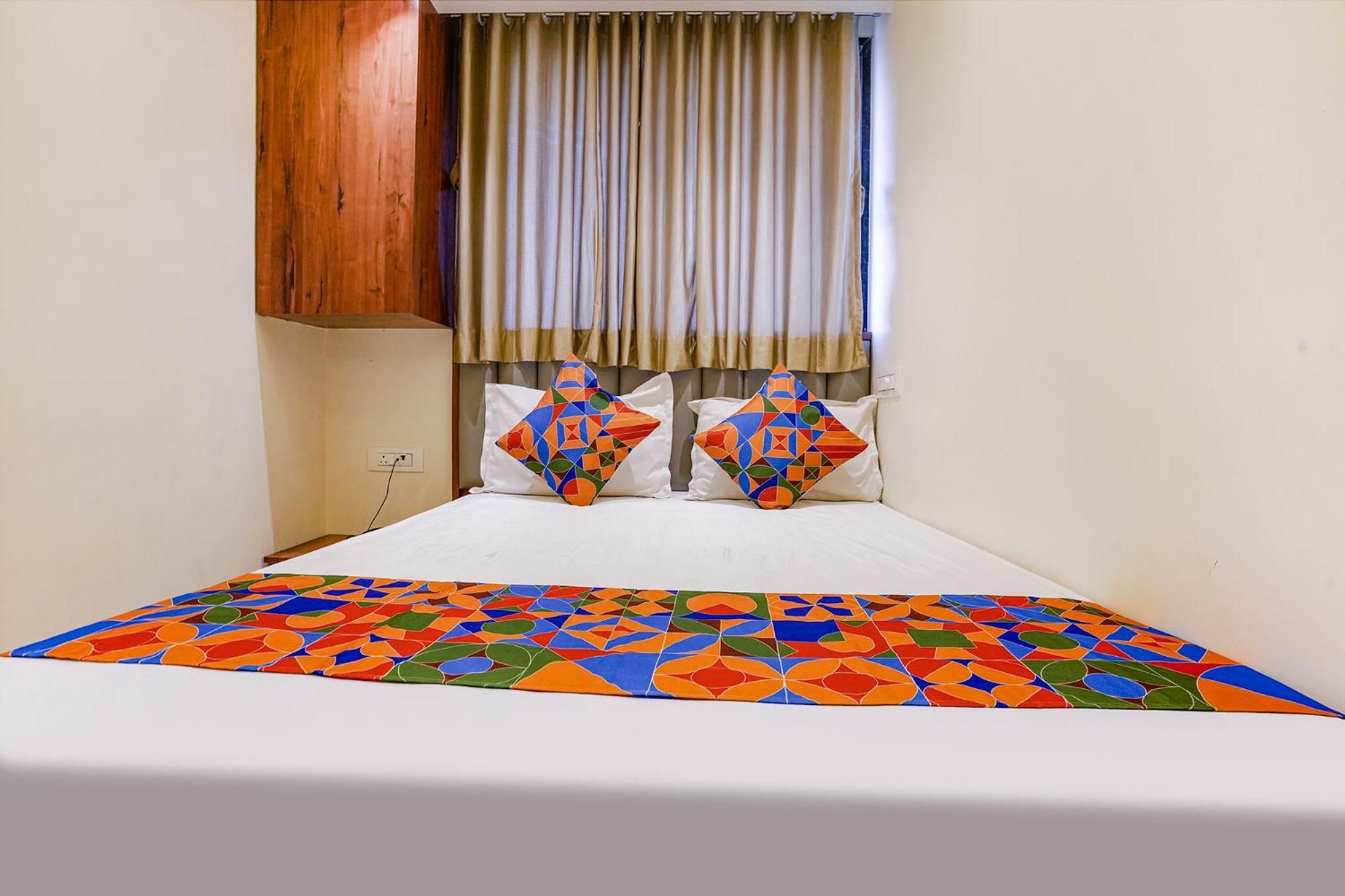 Отель Fabexpress Utsav Residency - Nr Panvel Jamb Экстерьер фото