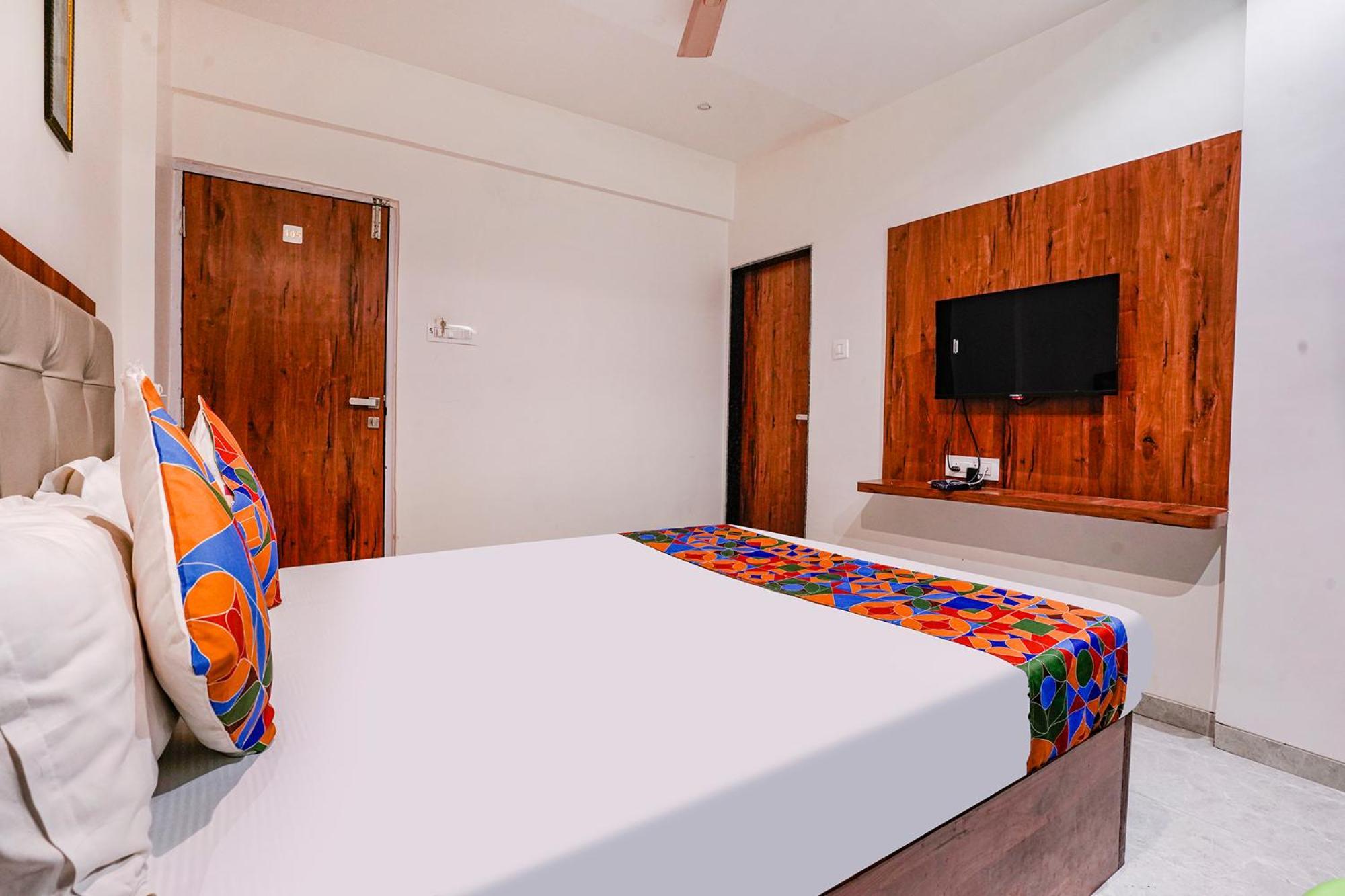 Отель Fabexpress Utsav Residency - Nr Panvel Jamb Экстерьер фото
